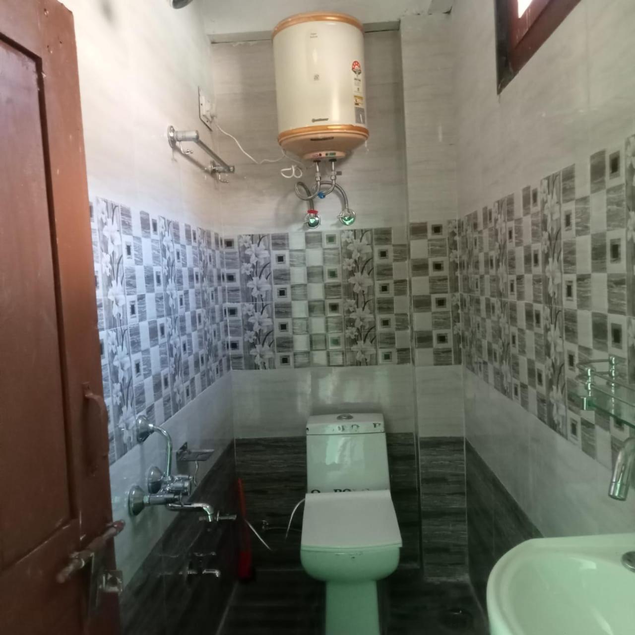 Vigyan Guest House Tosh Exterior foto